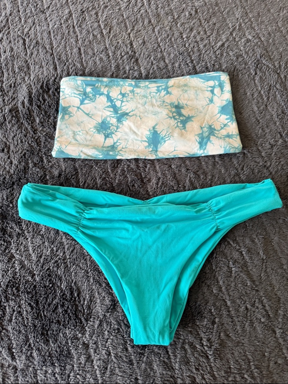 L space Turquoise Tie-Dye Tube Bikini Set